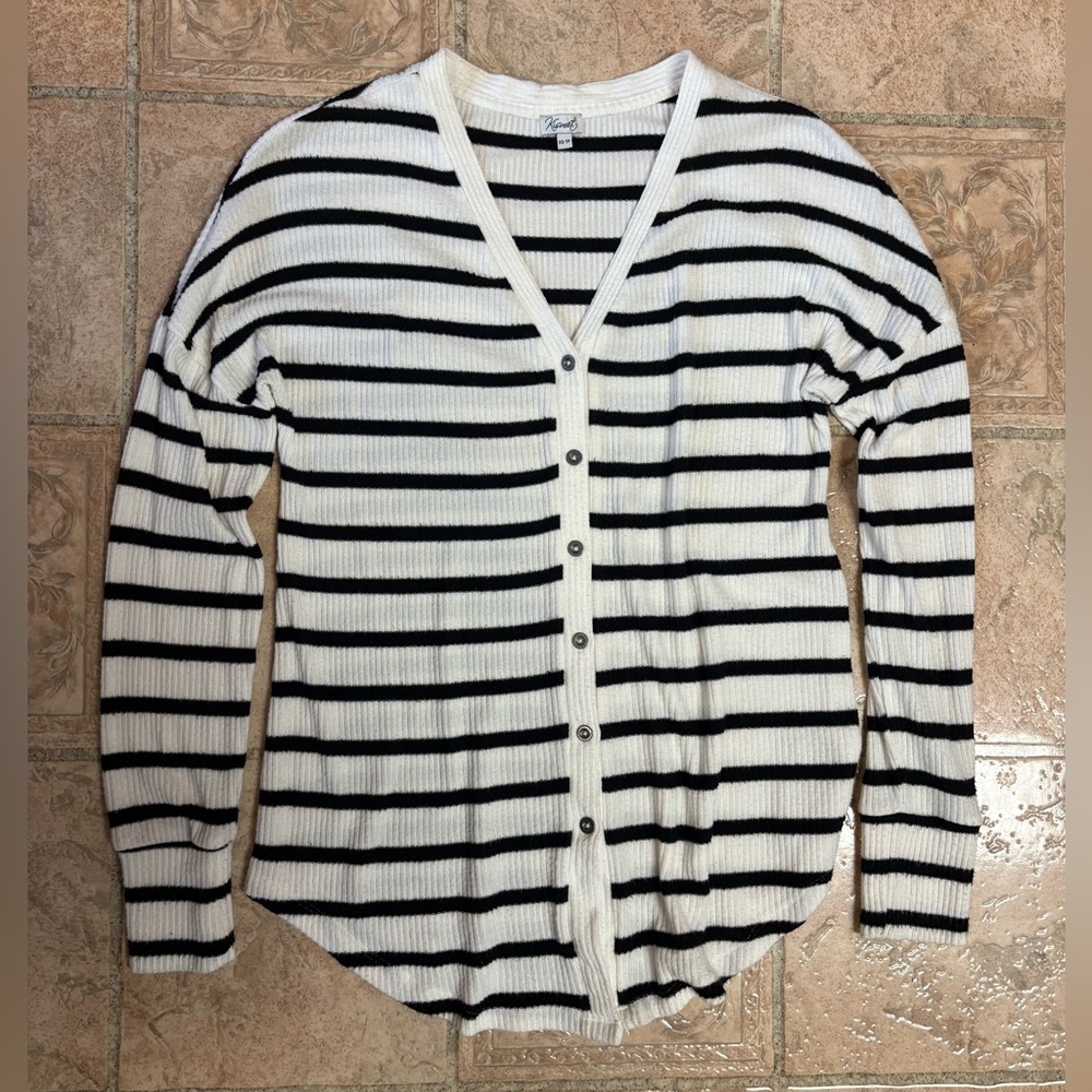 Kismet long sleeve top